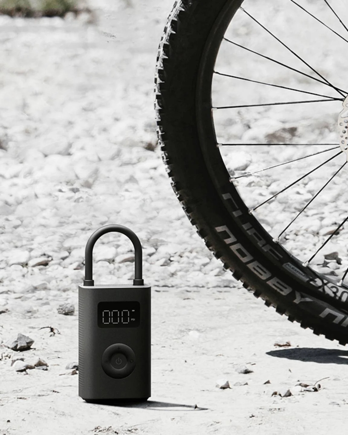 Pompka KOMPRESOR akumulatorowy do 10 BAR latarka światło ETUI Xiaomi