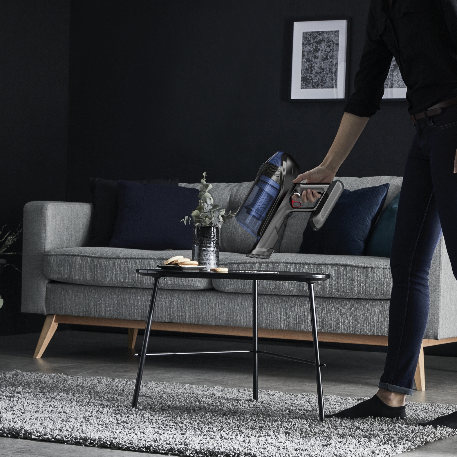 Odkurzacz AKUMULATOROWY pionowy BEZWORKOWY 25.9 V końcówka mopująca Rowenta