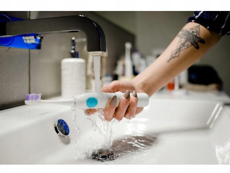 Szczoteczka SONICZNA do zębów wybielanie