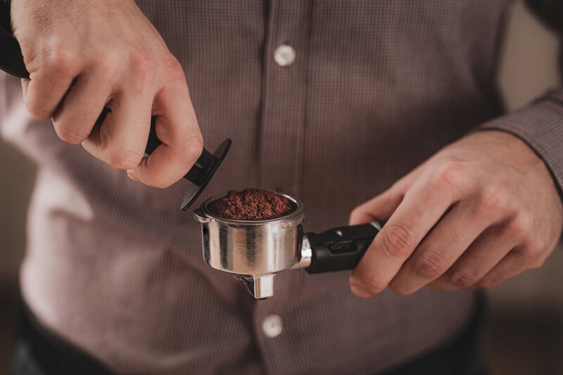 Ekspres Ciśnieniowy do Kawy Eta Stretto InoX 1350W