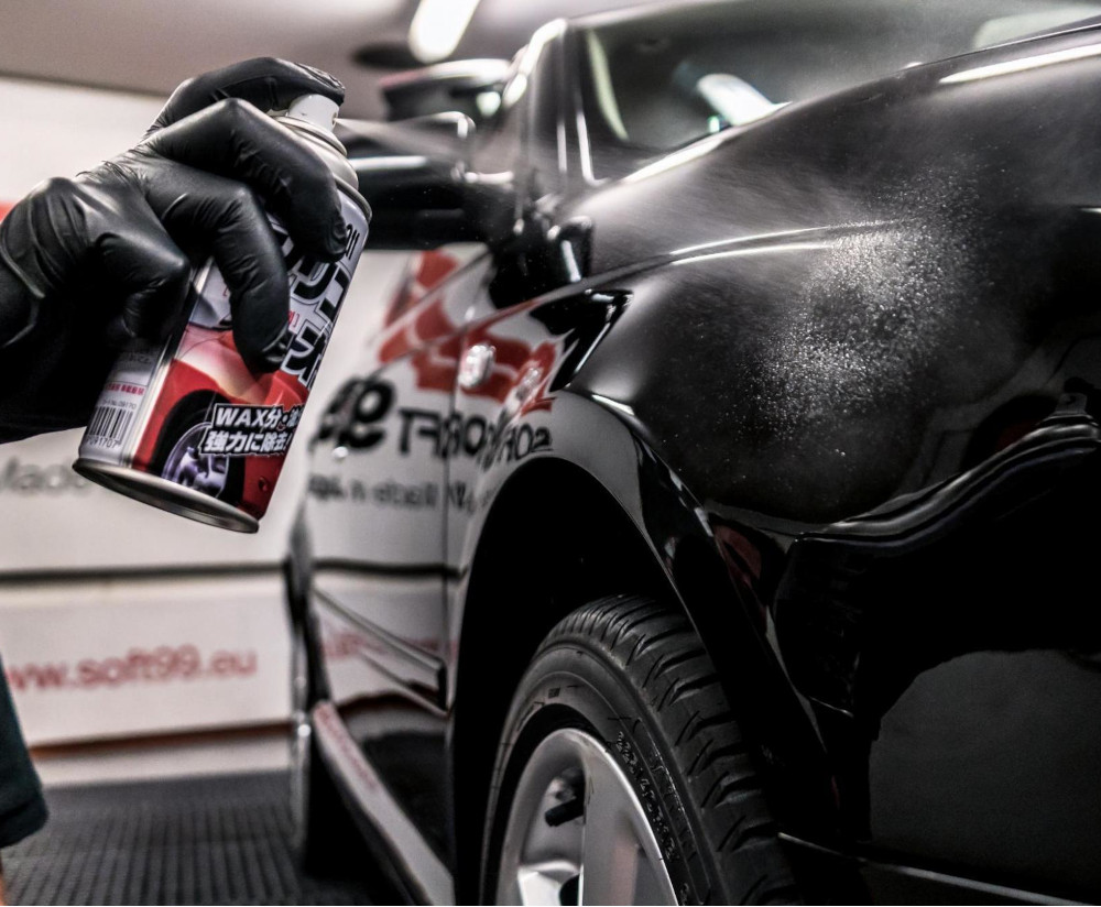 Soft99 Silicone Off 300ml + 1 Mikrofibra