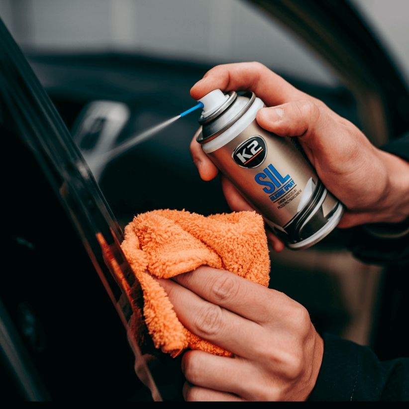 K2 SIL Silikon do uszczelek w sprayu, chroni przed przymarzaniem, 150ml