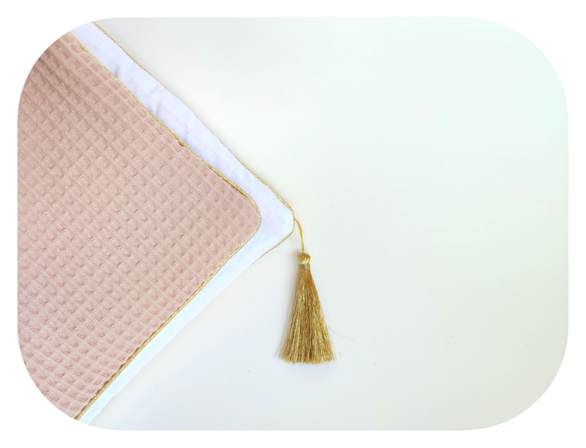 BET NIEMOWLĘCY WAFEL BRUDNY RÓŻ 1402 ZŁOTA KOLEKCJA