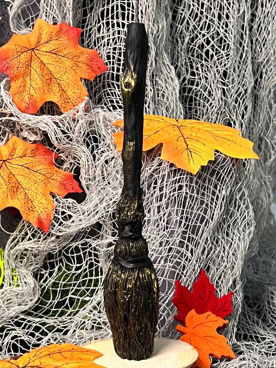 ŚWIECA Z WOSKU PSZCZELEGO MIOTŁA 1 SZT