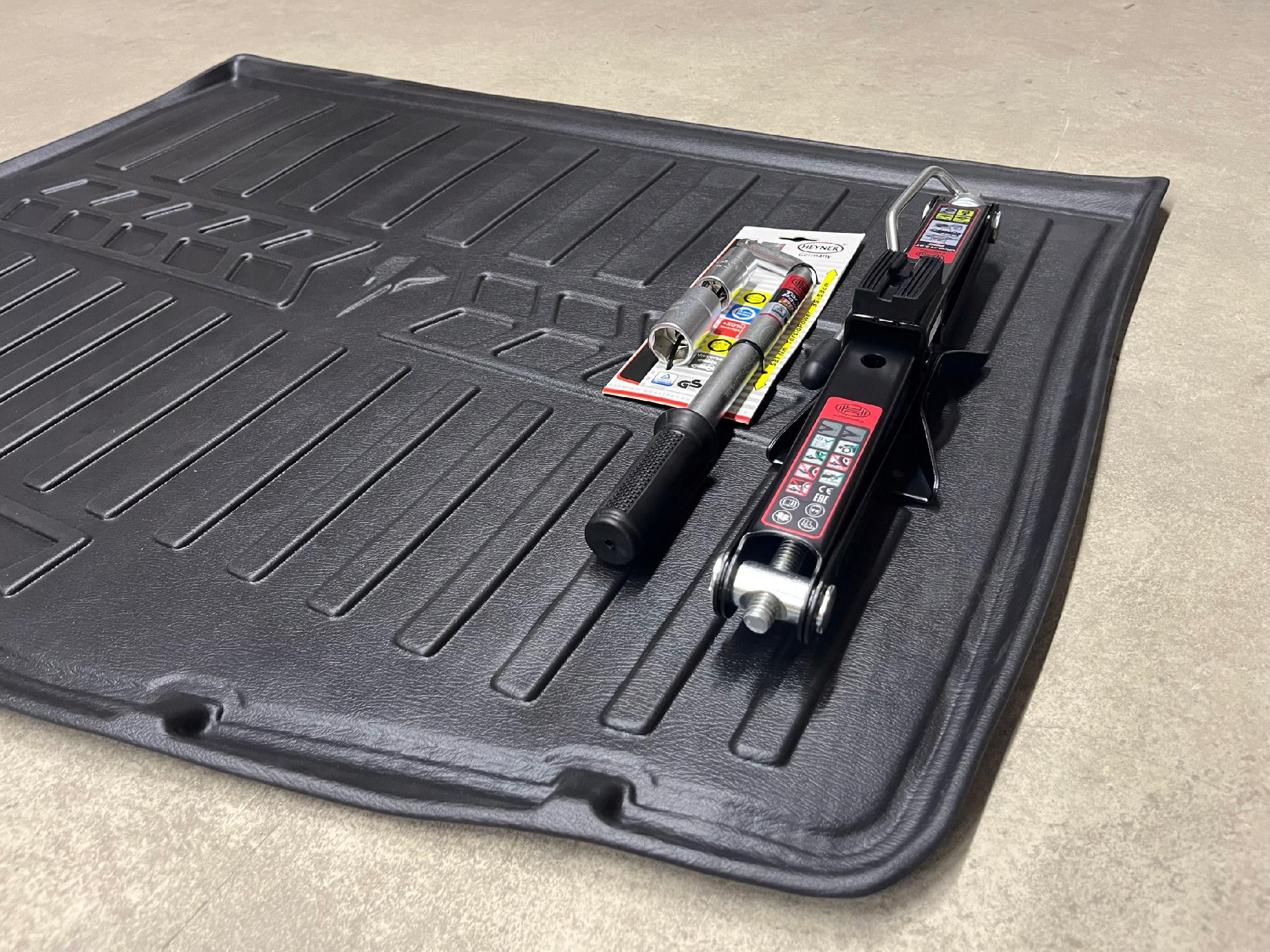 Mata do bagażnika 3D do DACIA Logan II (2012-2020) sedan