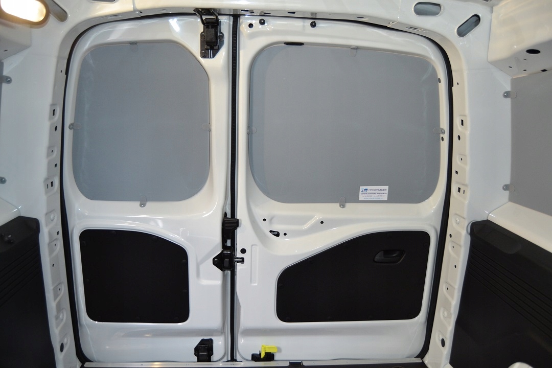 Boki do Opel Combo L2H1 plastik -2