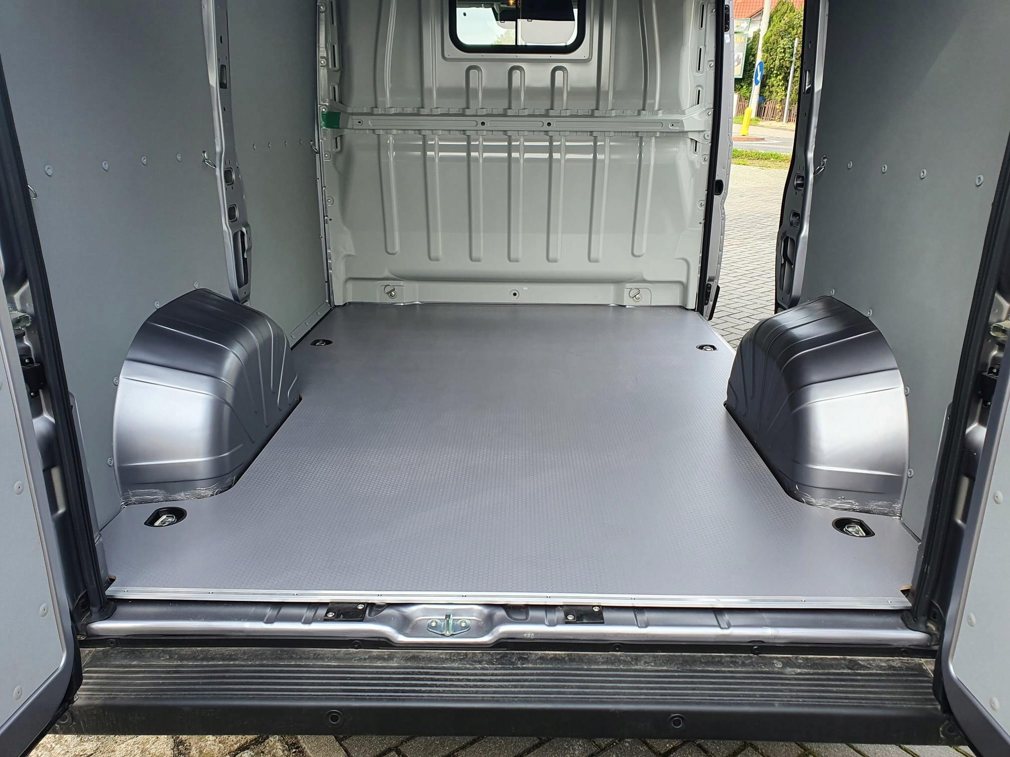 Podłoga do Citroen Jumper L3 szara 12mm -2
