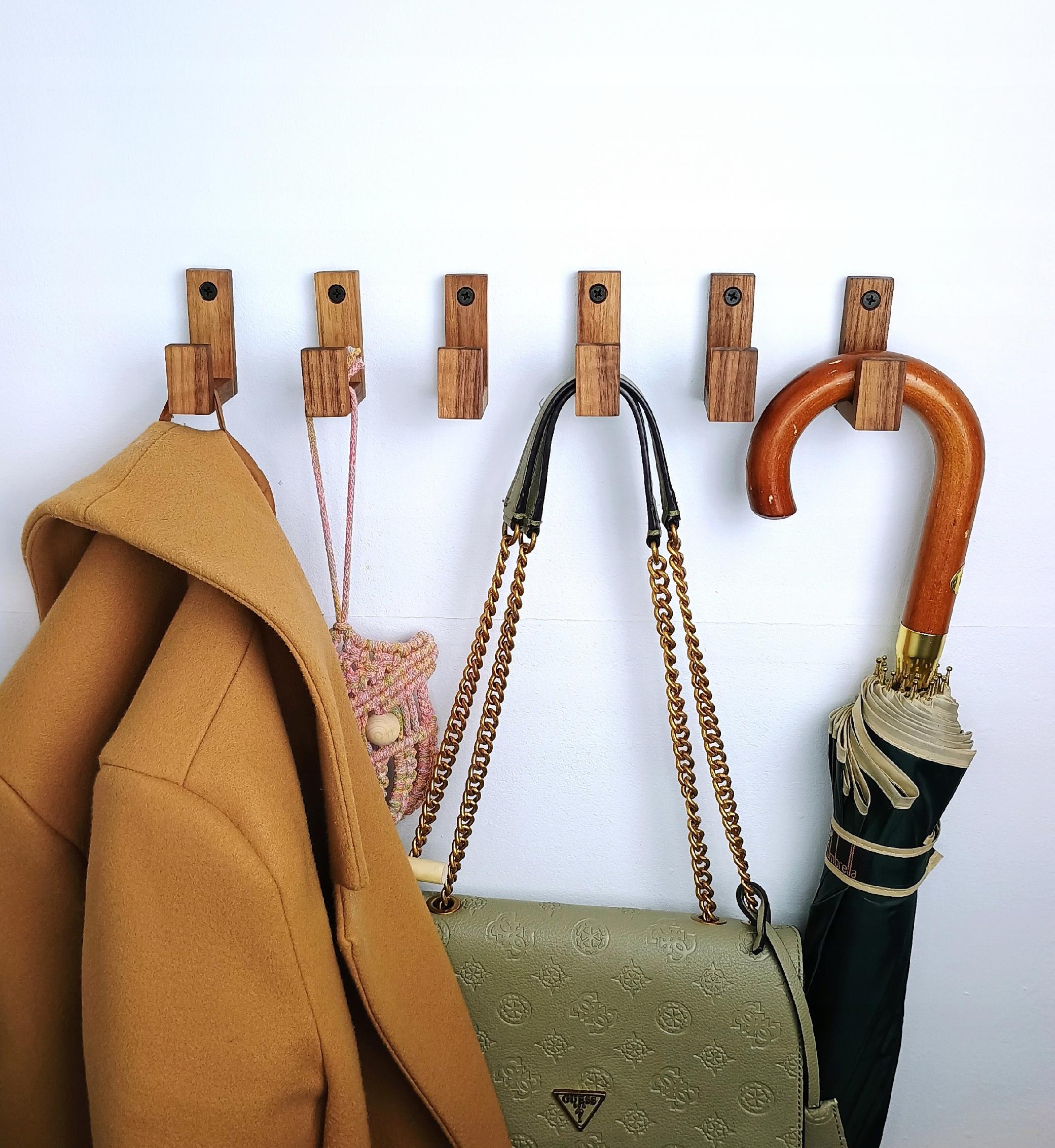 Wieszak Scienny do Przedpokoju Drewniany Łazienkowy Haczyk Brązowe Orzech