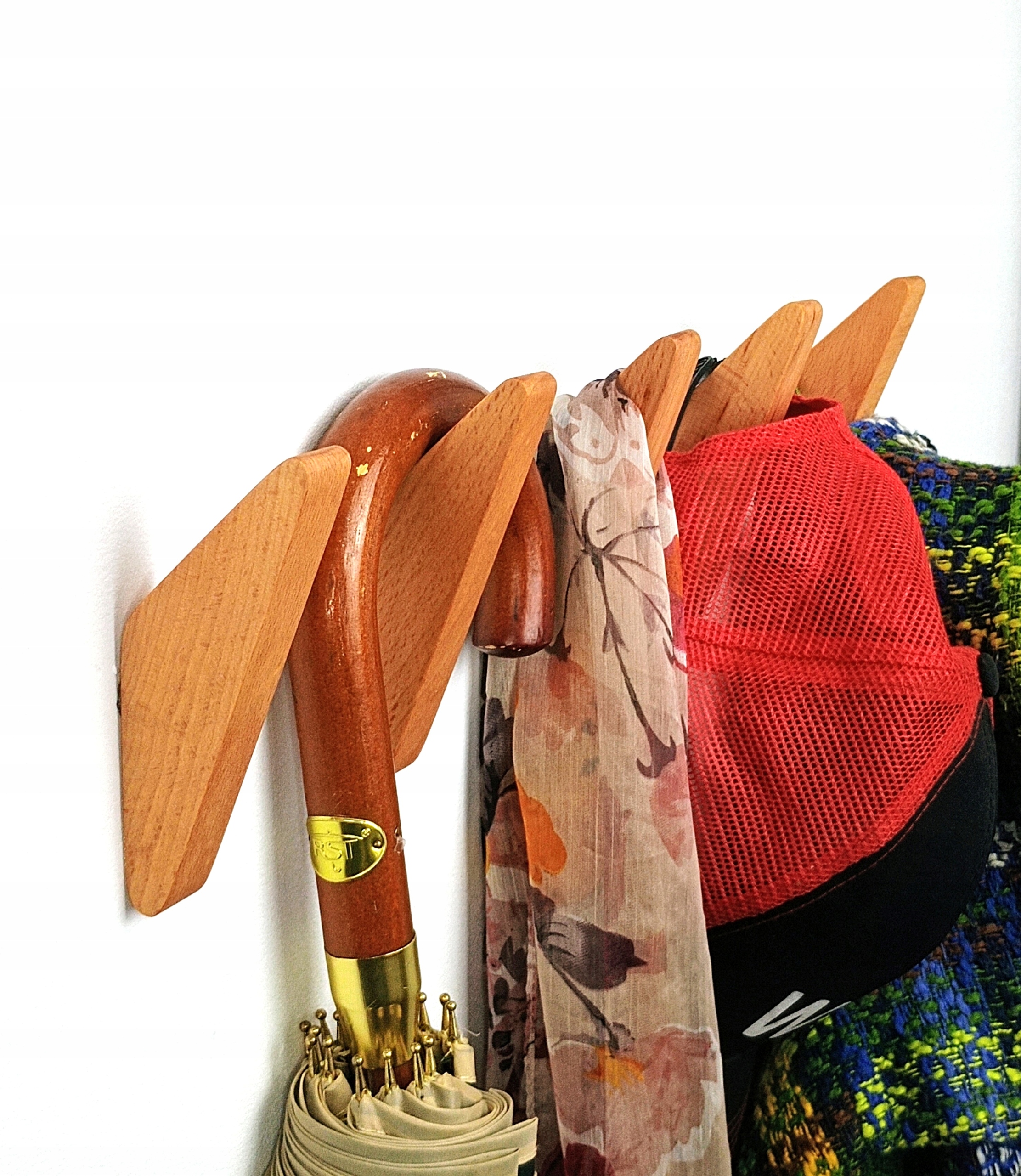 Wieszak z Drewna Litego Bukowego Własnej Roboty na Ścianę Korytarz Wiszący