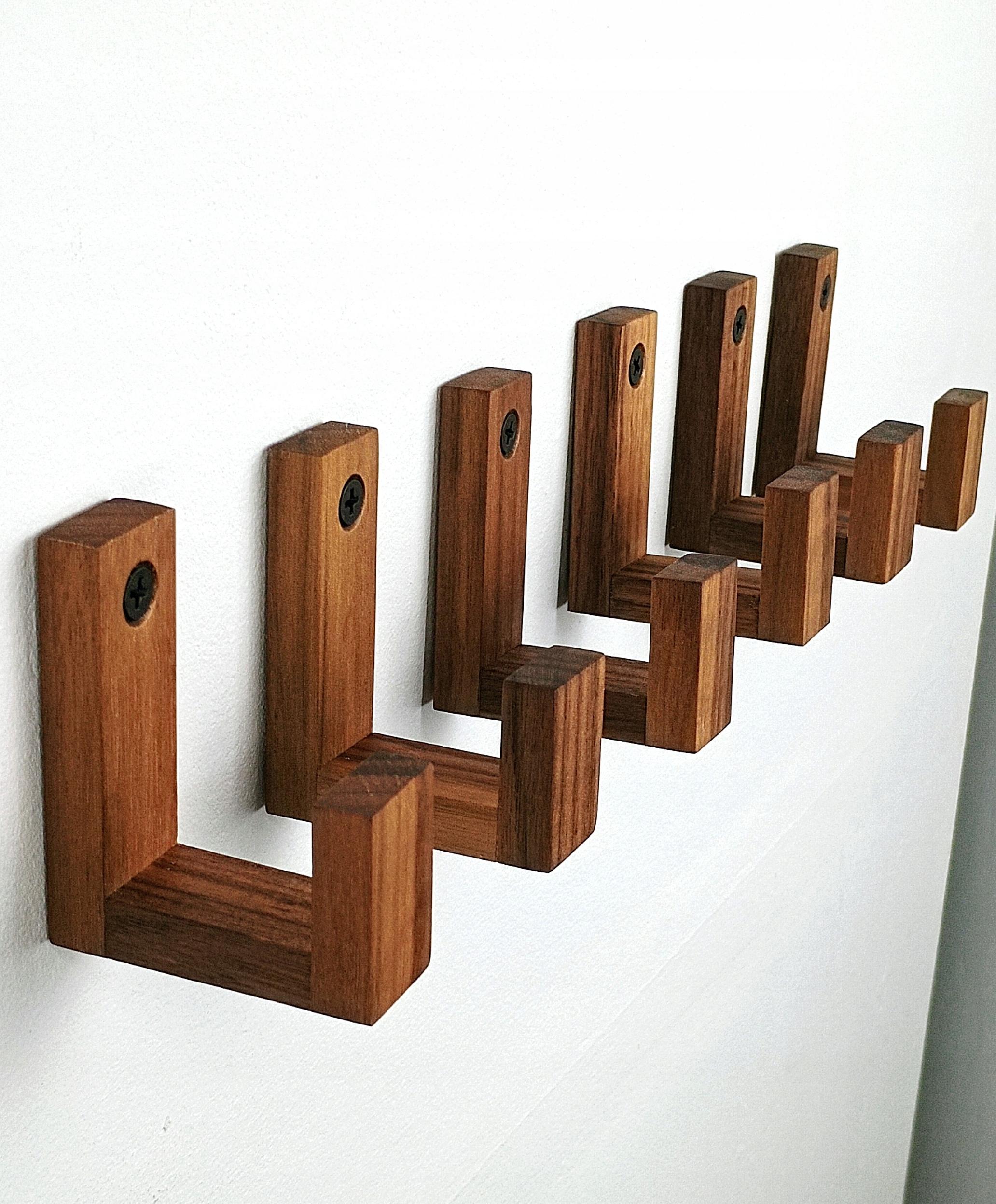 Wieszak Scienny do Przedpokoju Drewniany Łazienkowy Haczyk Brązowe Orzech