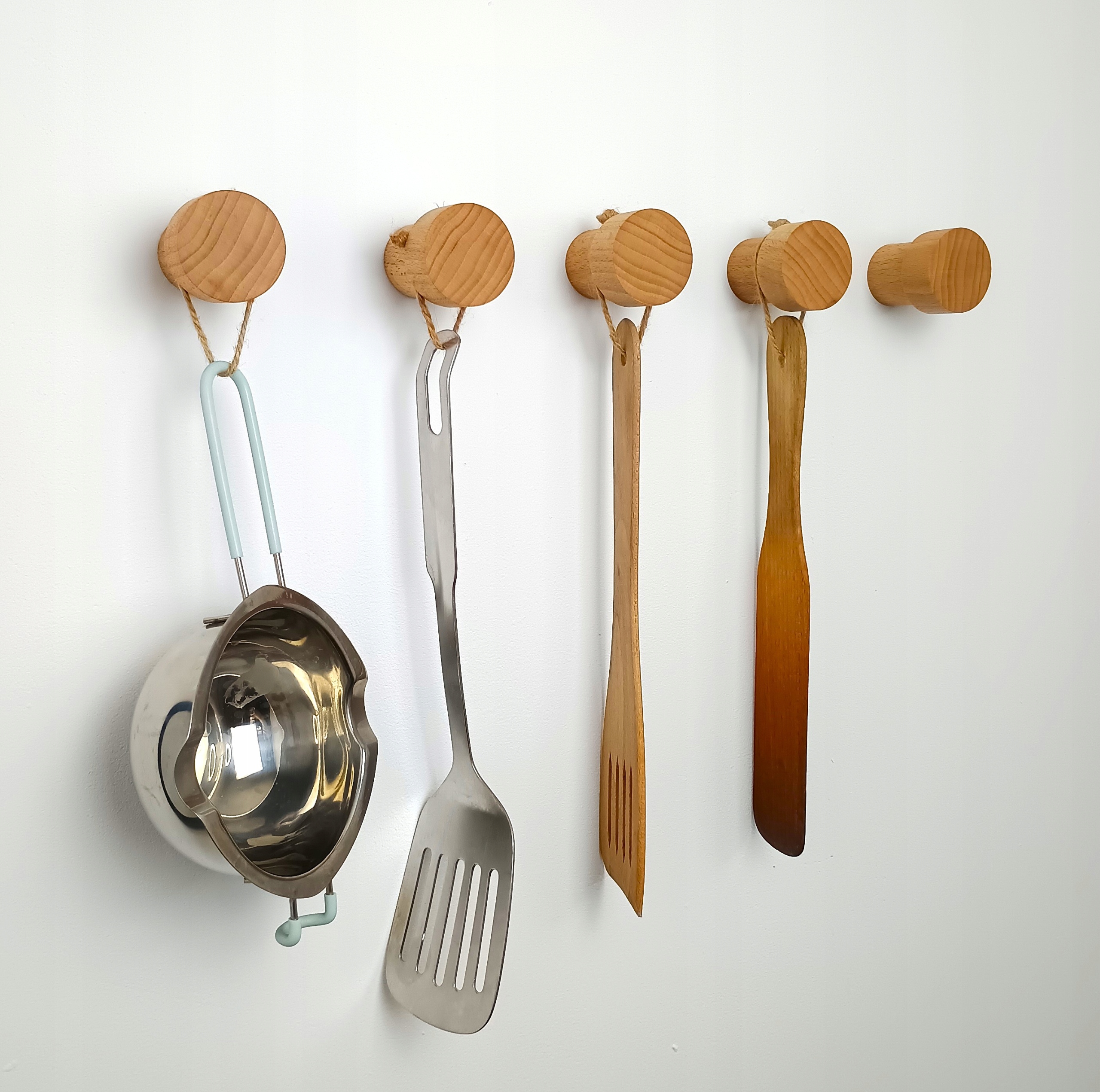 Drewniany Wieszak na Ścianę 5,5 cm Ubrania Ręczniki do Sauny Garderoby 45mm