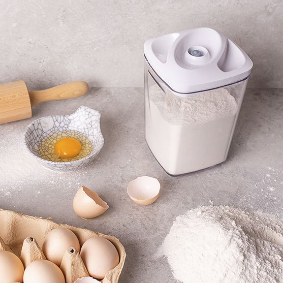 SeeYoo 1.3L White Vacuum Food Container