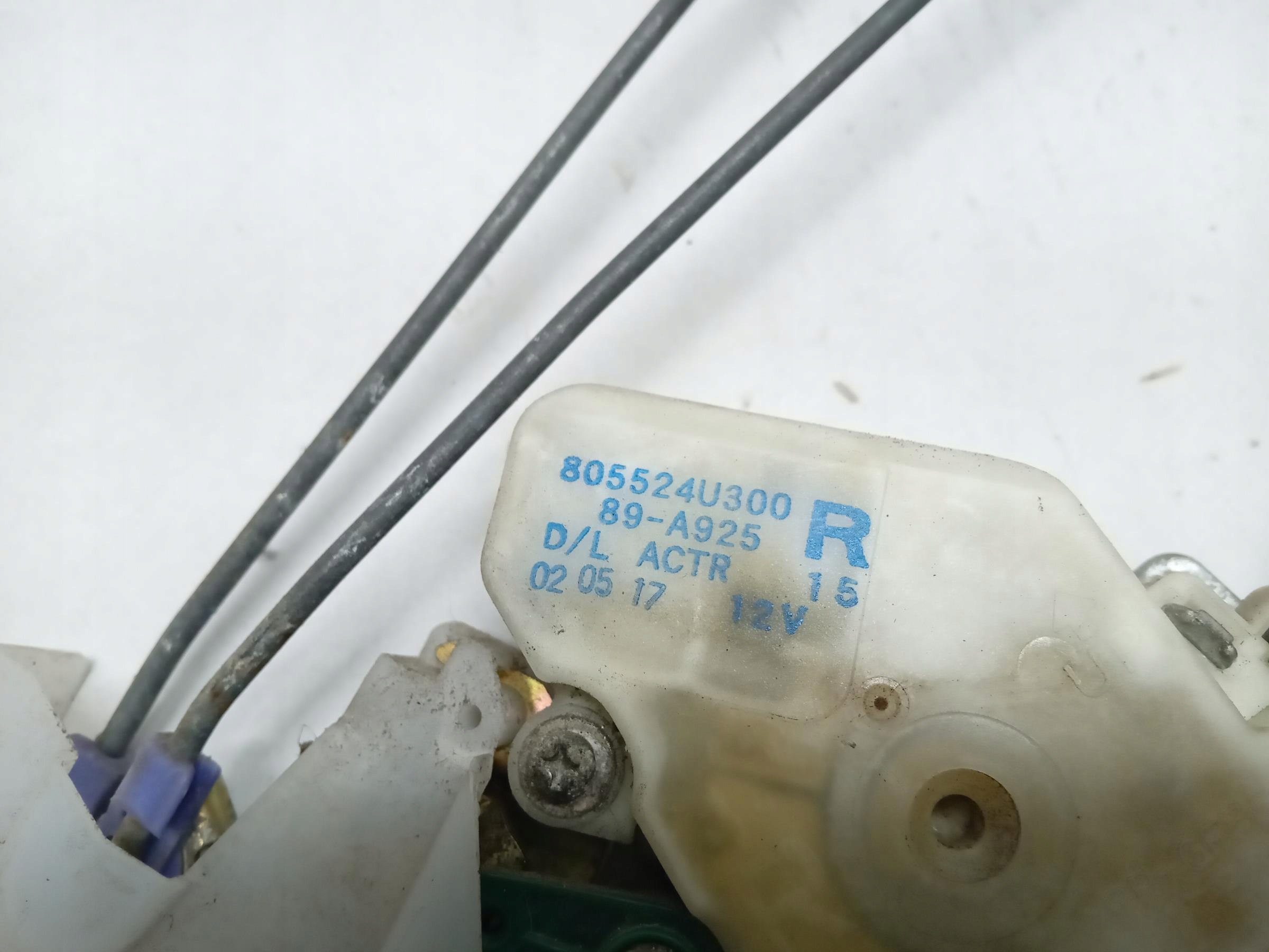 ZAMEK PRAWY TYŁ 2 PIN NISSAN X-TRAIL I T30 -  zdjęcie 4