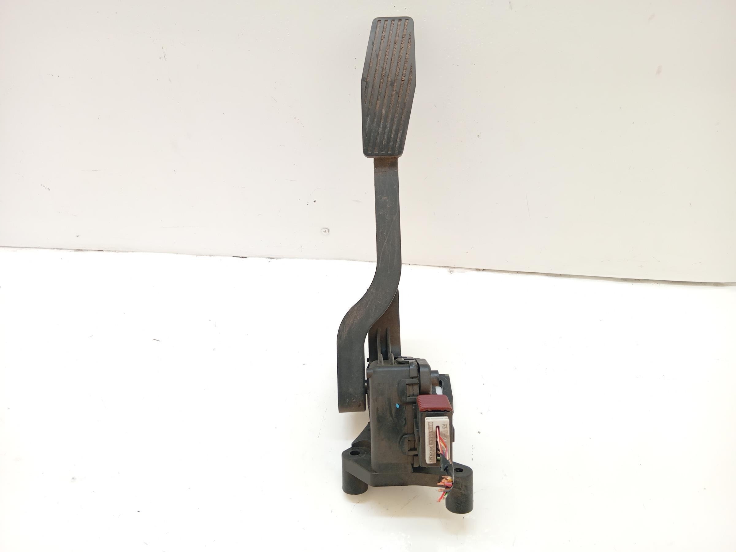 PEDAŁ POTENCJOMETR GAZU OPEL CORSA C 1.0 -  zdjęcie 2