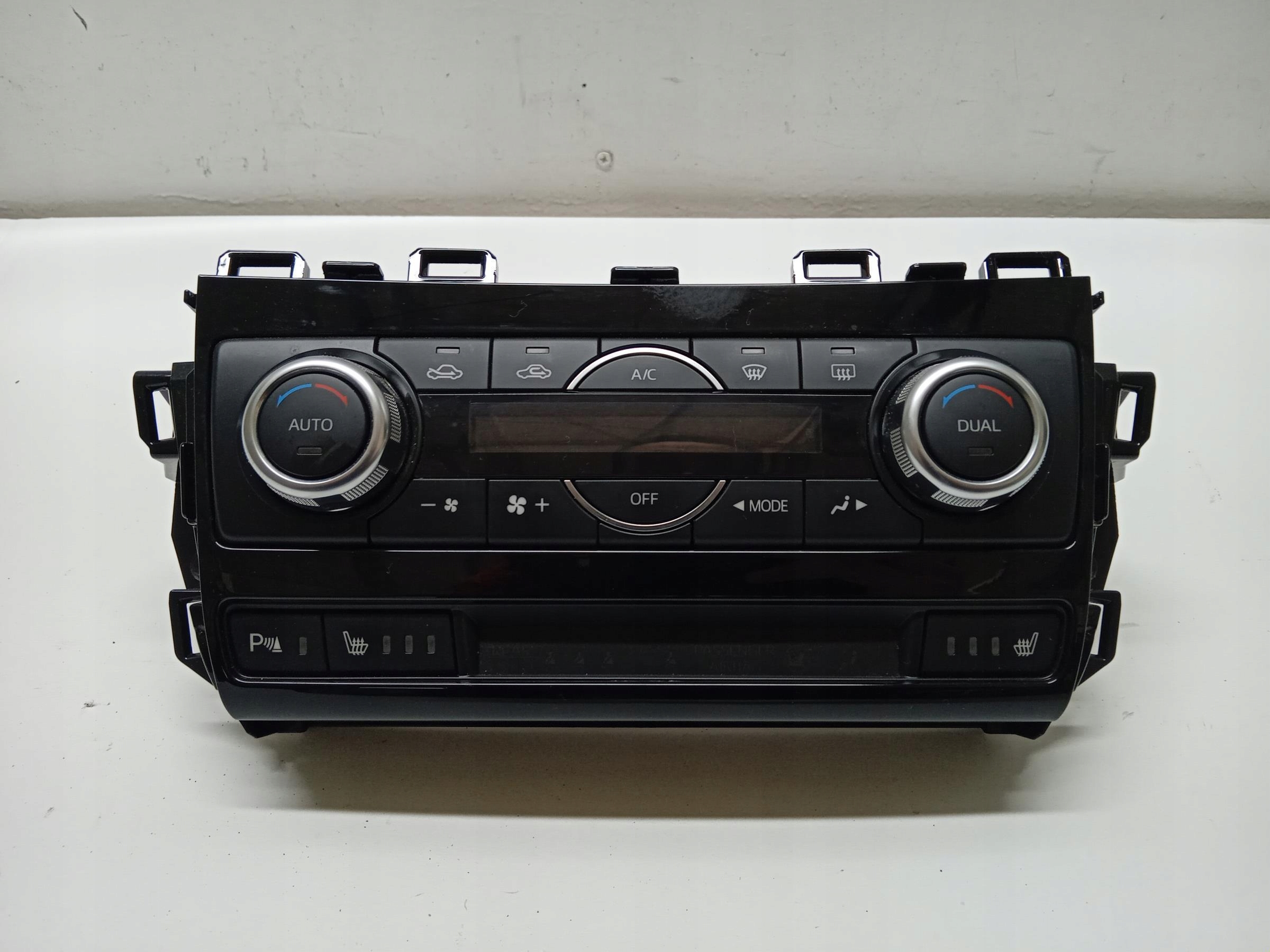 PANEL NAWIEWU KLIMATRONIK MAZDA CX-5 I -  zdjęcie 2