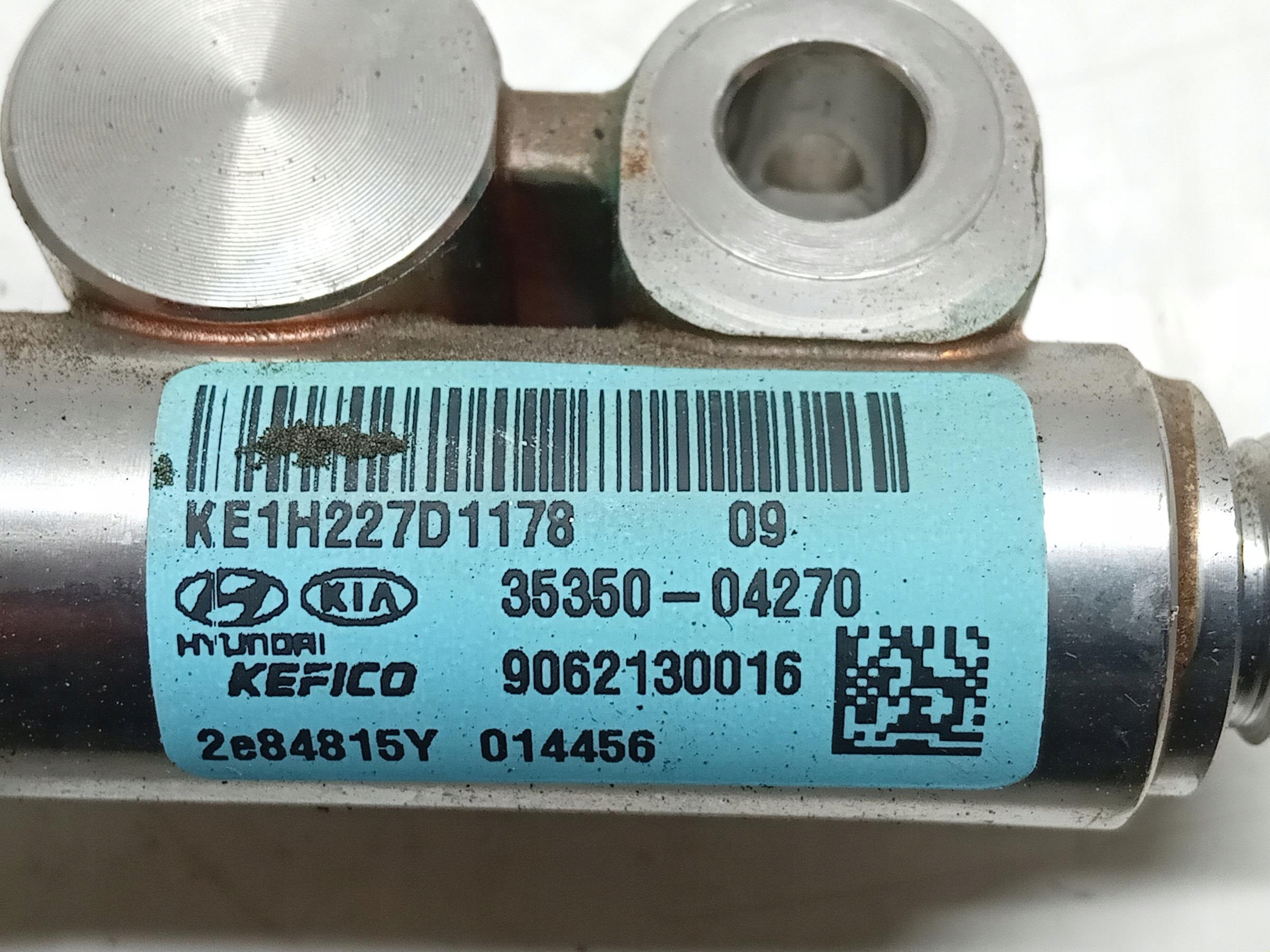 LISTWA WTRYSKOWA KIA STONIC 1.0 -  zdjęcie 4