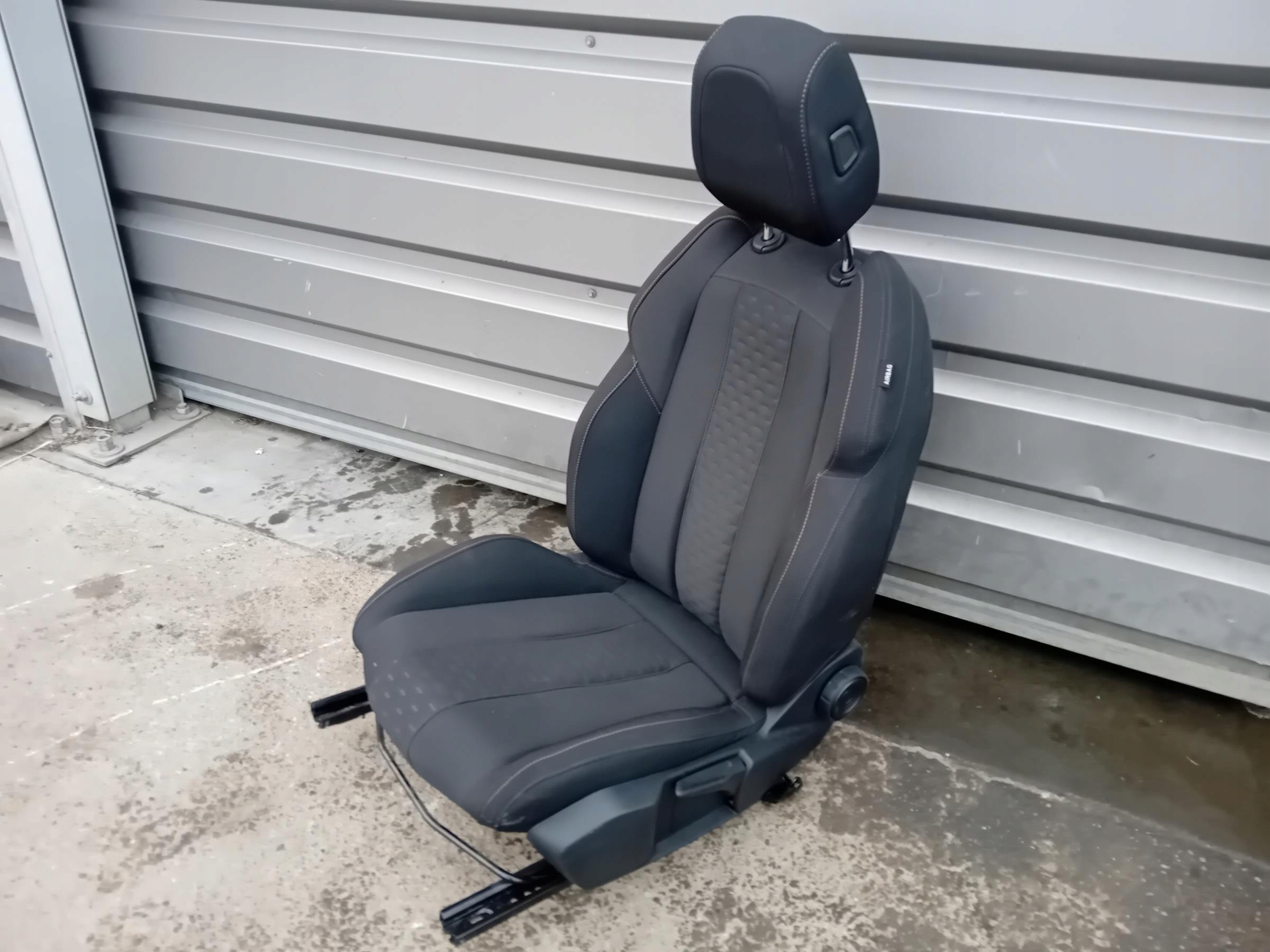 FOTEL KIEROWCY LEWY PRZÓD PEUGEOT 508 II -  zdjęcie 1