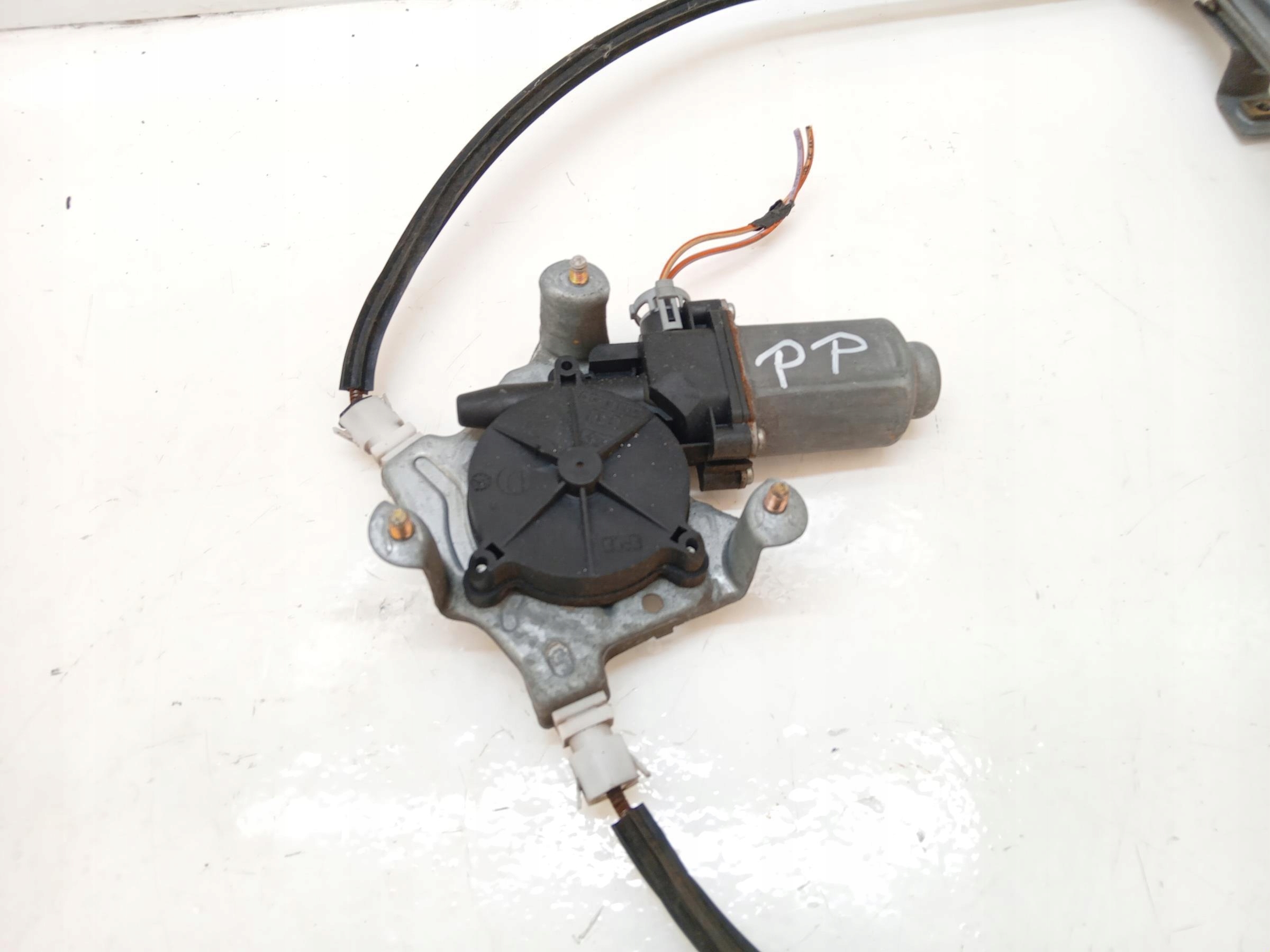 MECHANIZM SZYBY PRAWY PRZÓD RENAULT CLIO II 3D -  zdjęcie 3