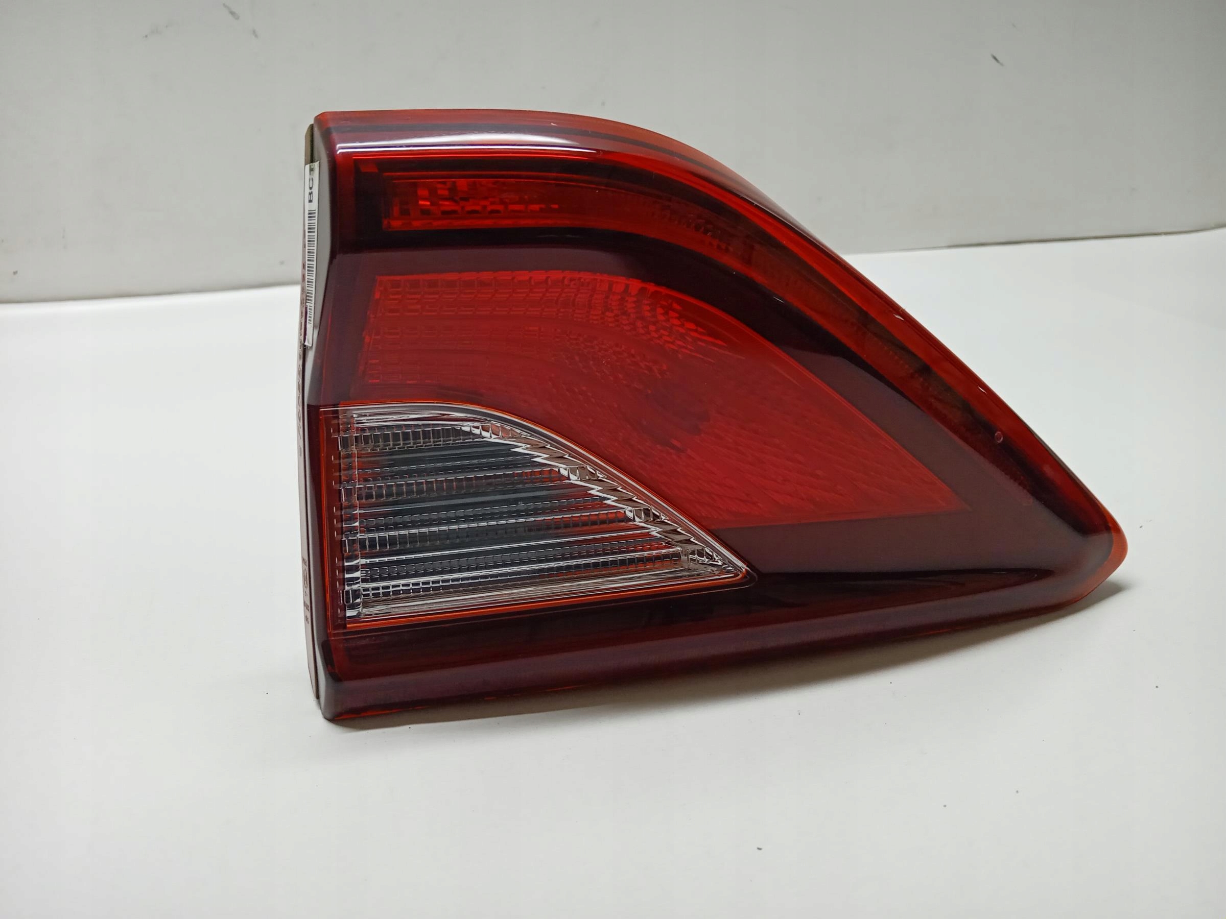 LAMPA PRAWA TYŁ KLAPA KIA STONIC -  zdjęcie 3
