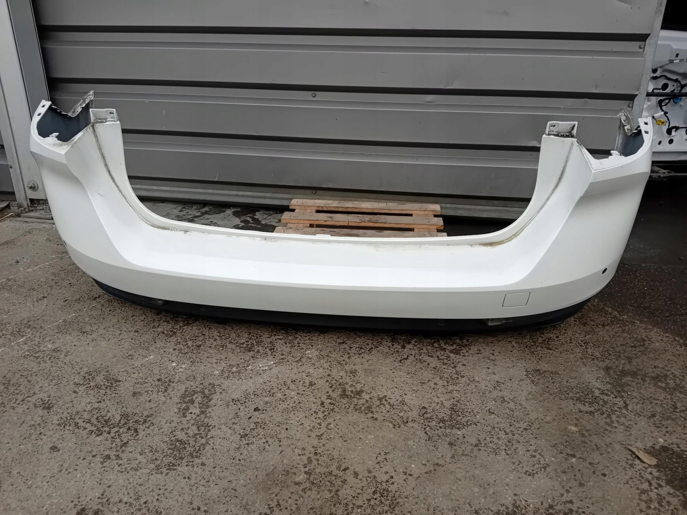 ZDERZAK TYLNY PEUGEOT 508 II KOMBI KWE -  zdjęcie 1