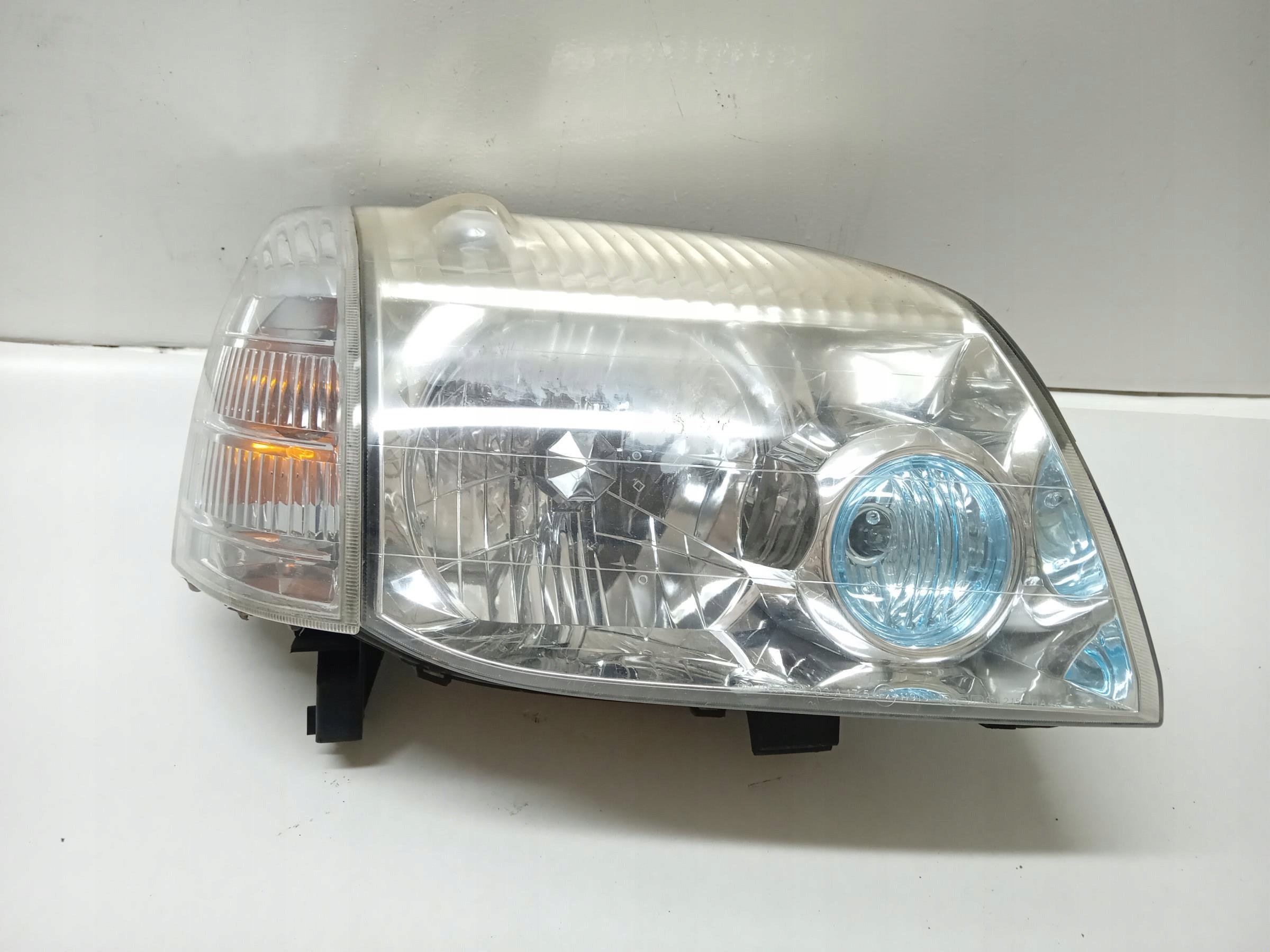 LAMPA PRAWA PRZÓD NISSAN X-TRAIL I T30 -  zdjęcie 1