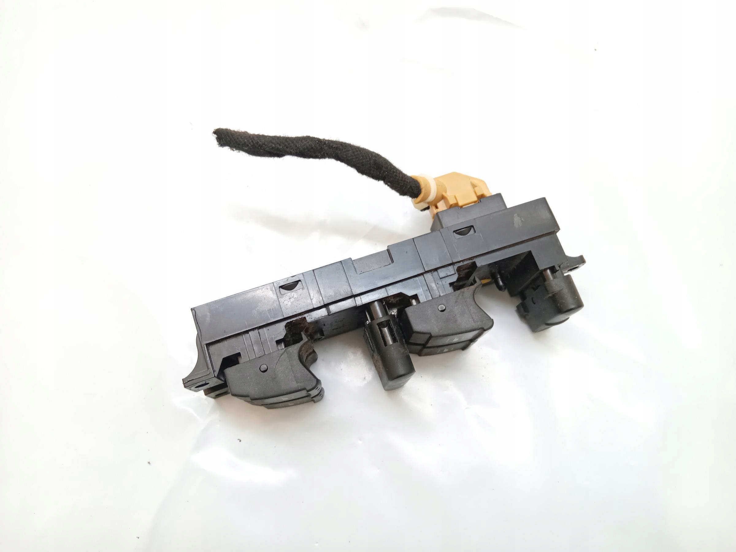 PANEL STEROWANIA SZYB LEWY PRZÓD VW GOLF IV -  zdjęcie 3