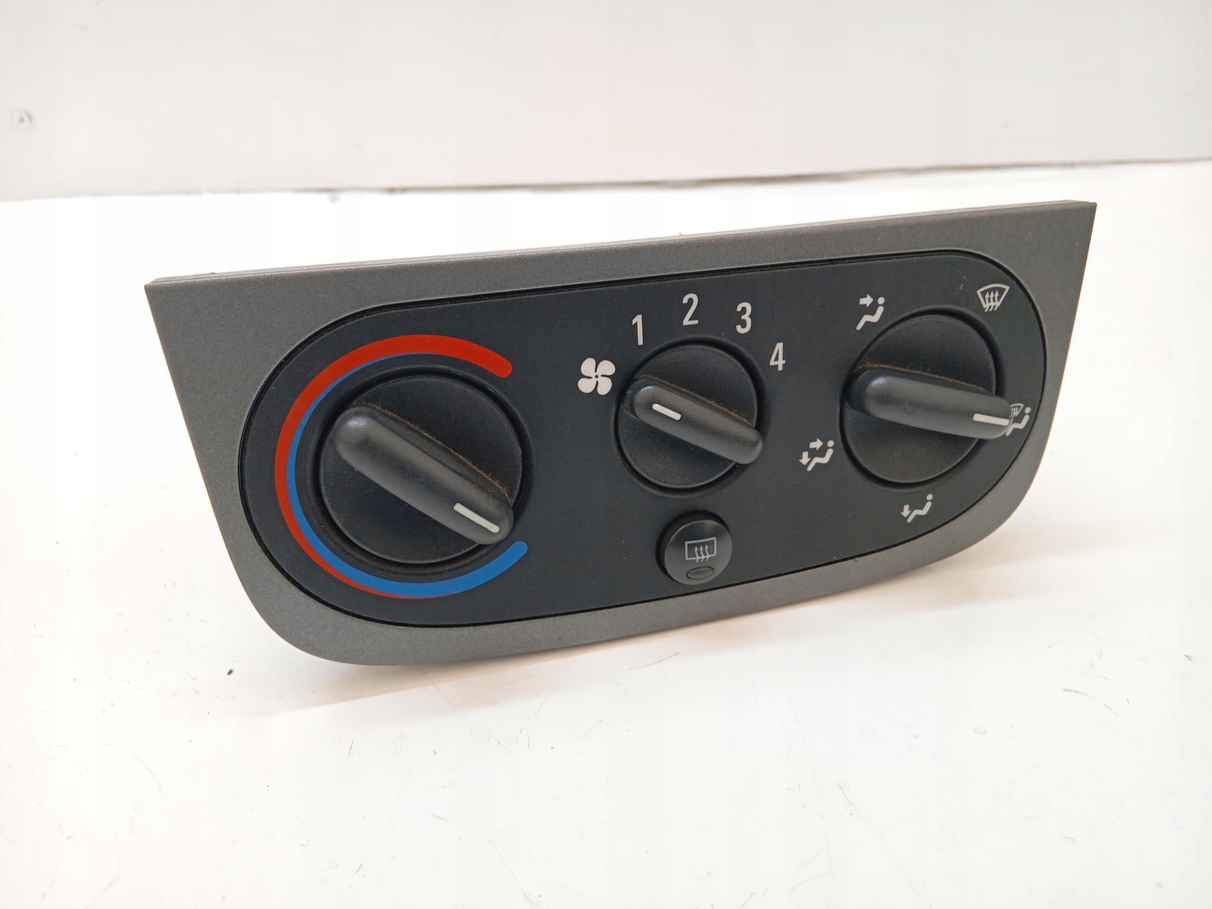 PANEL NAWIEWU OPEL CORSA C -  zdjęcie 3