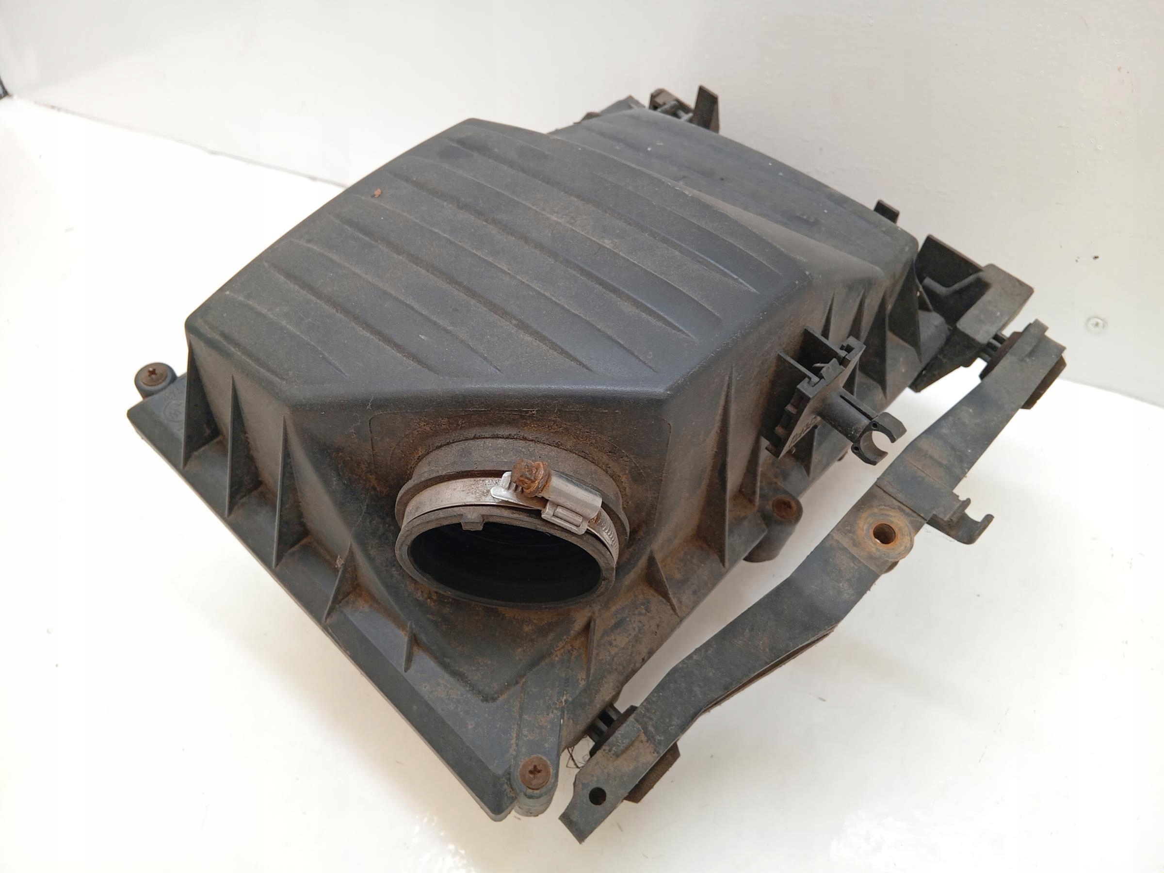 OBUDOWA FILTRA POWIETRZA OPEL CORSA C 1.0 -  zdjęcie 1