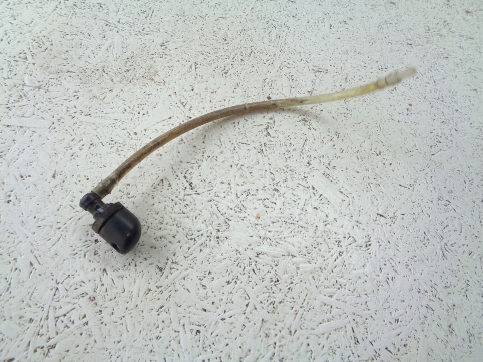 DYSZA SPRYSKIWACZA TOYOTA LAND CRUISER LJ 73 1991R