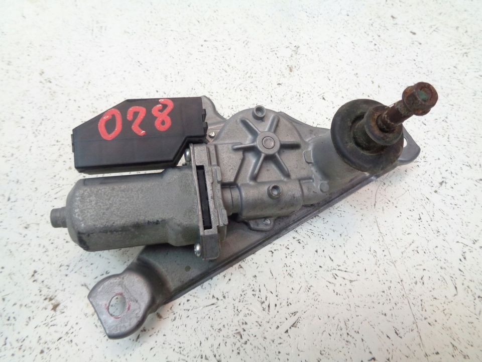 SILNIK WYCIERACZKI TYŁ TOYOTA YARIS III 11-17
