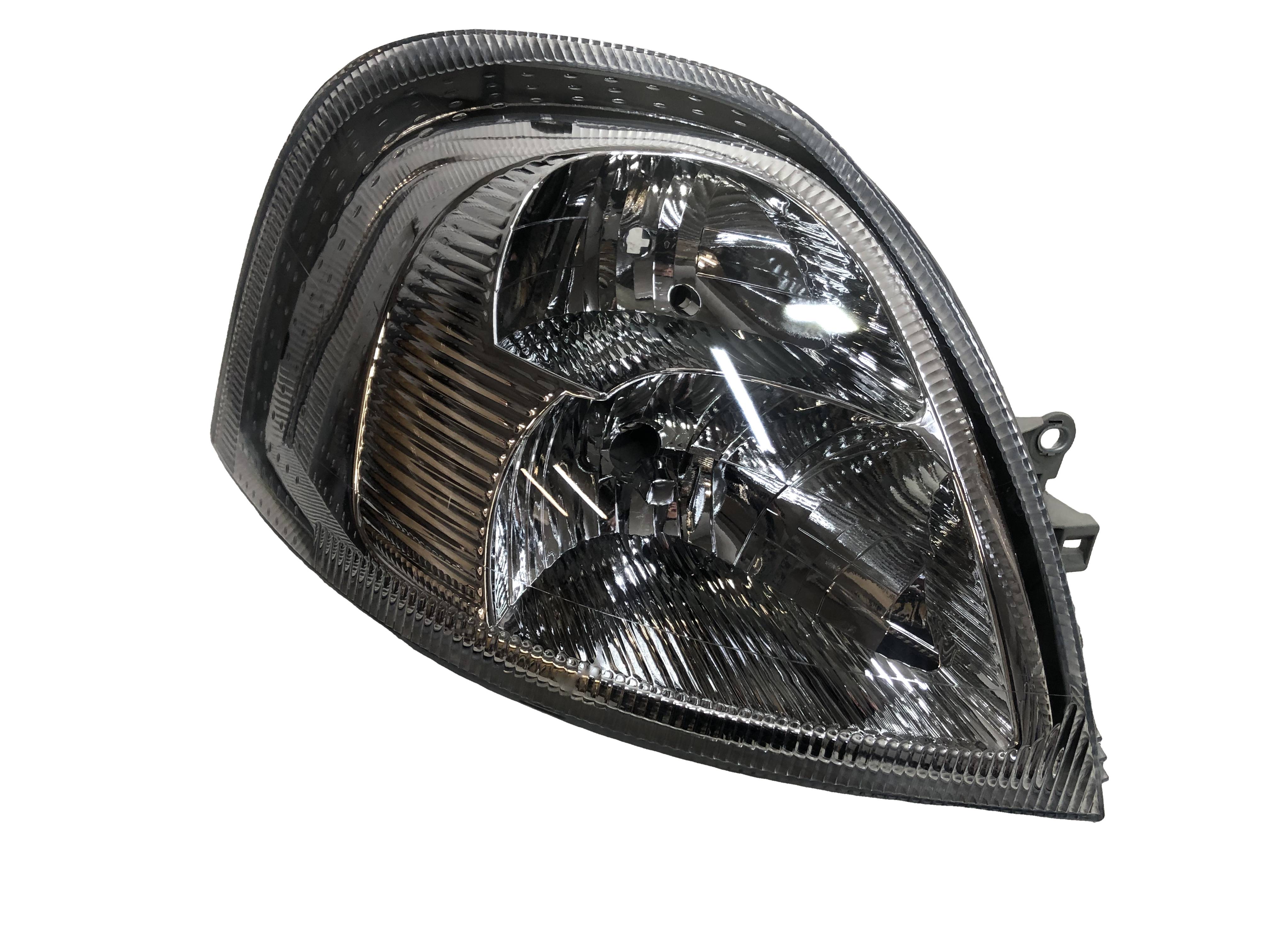 Opel Movano A 2003-2010 Reflektor / Lampa przednia prawa