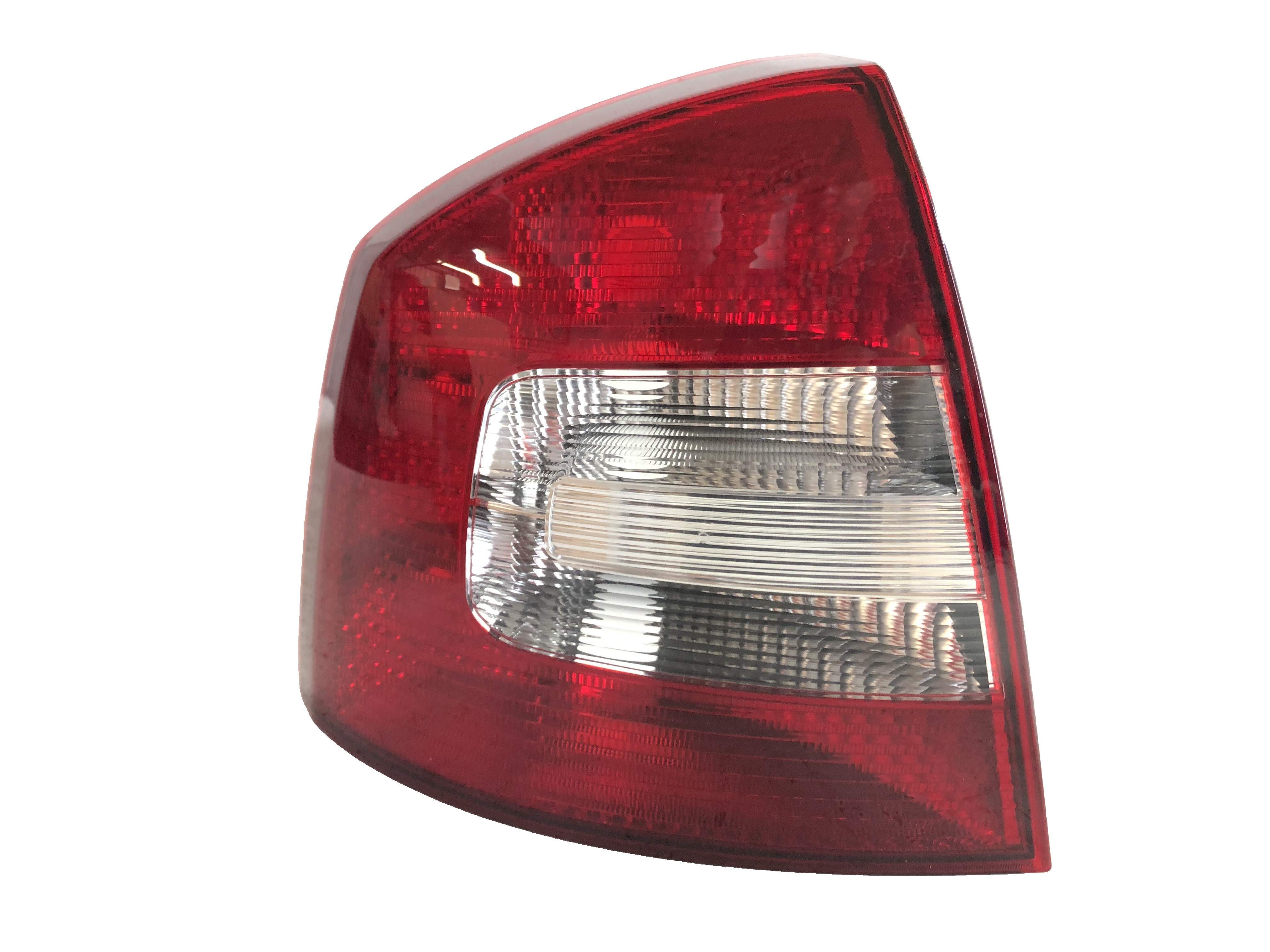 SKODA OCTAVIA II 10.2008-12.2013 Sedan Lampa tył tylna lewa