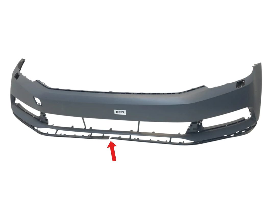 VW PASSAT B8 2014-2018 HIGHLINE POD SPRYSKI Z OTW. NA LISTWY ZDERZAK PRZÓD