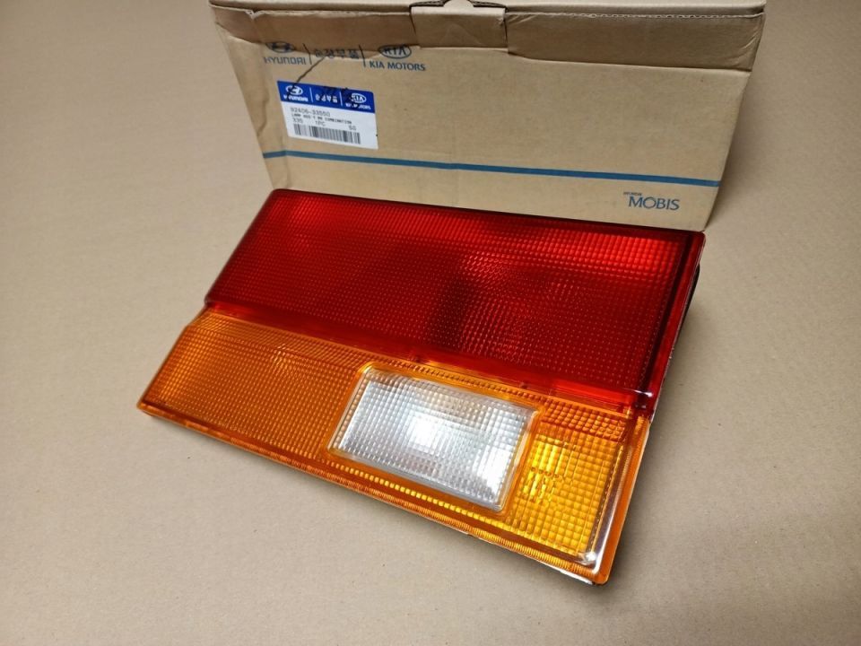 LAMPA TYŁ TYLNA PRAWA HYUNDAI SONATA 1991-1993