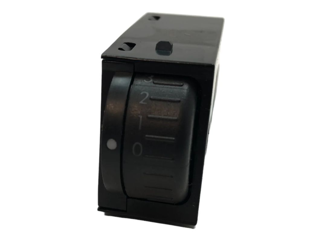 SUBARU OUTBACK IV BR 09-14 PRZEŁĄCZNIK PRZYCISK REGULATOR ŚCIEMNIACZ
