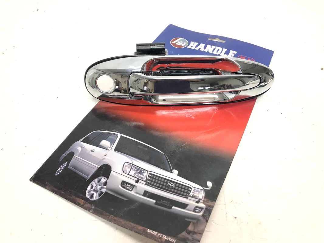 TOYOTA LAND CRUISER J100 HDJ100 LC100 1998-2007 KLAMKA DRZWI PRZÓD PRAWY