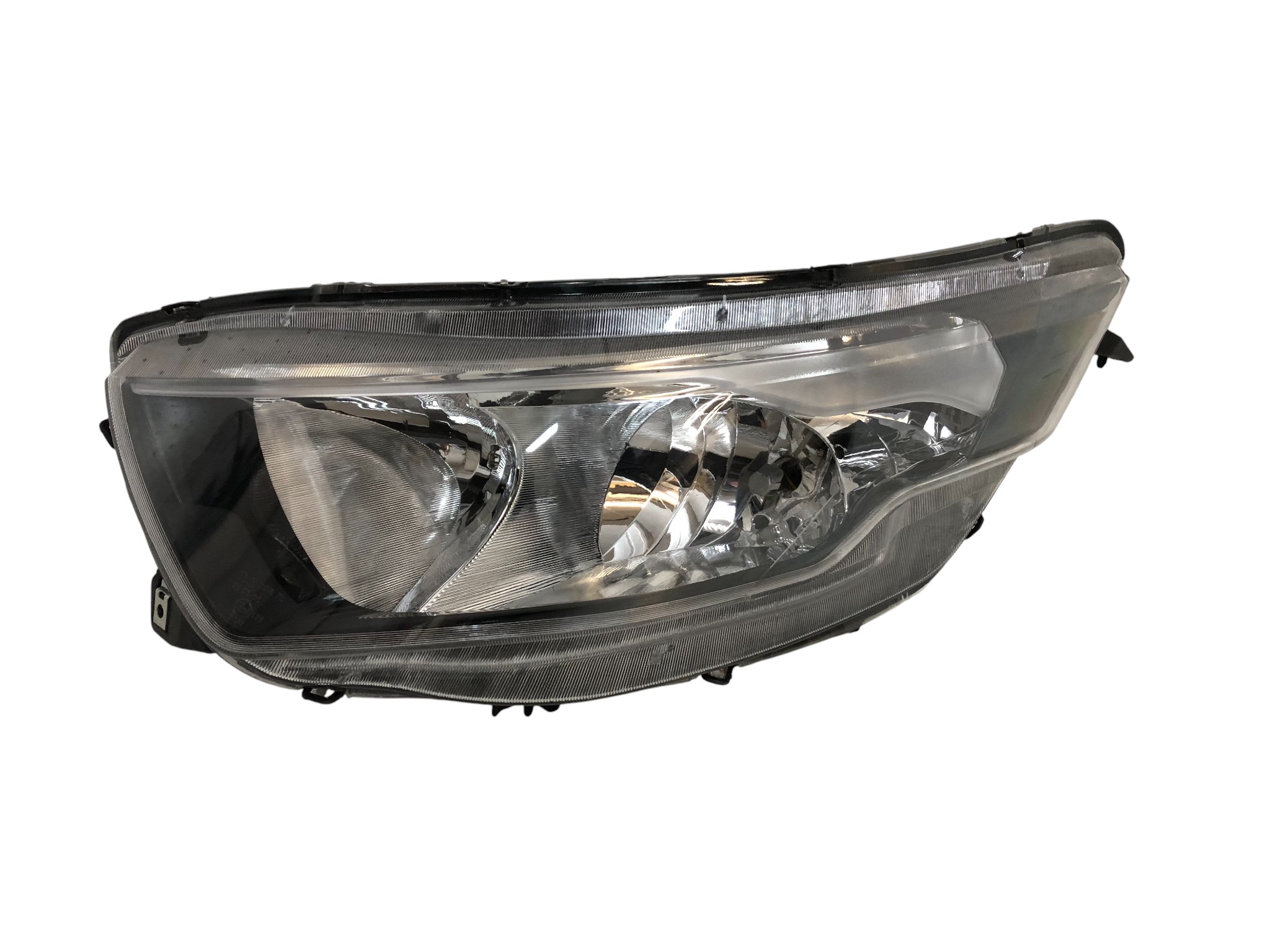 Iveco Daily VI 2019- LIFT Reflektor Lampa przód LEWY H1 H7 BEZ LED EUROPA