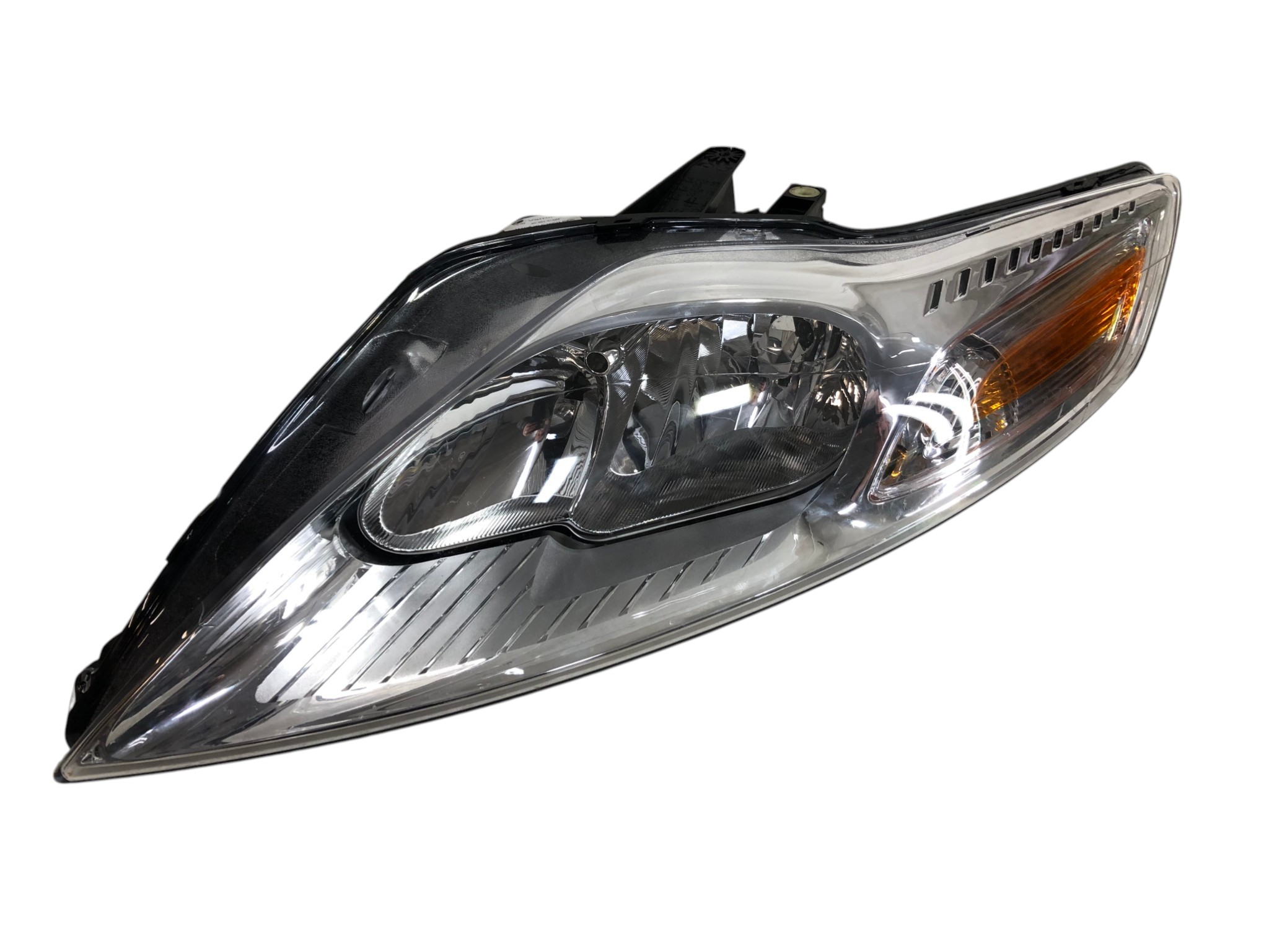 Ford Mondeo IV BA7 03.2007-09.2010 Reflektor / Lampa przednia lewa H1+H7