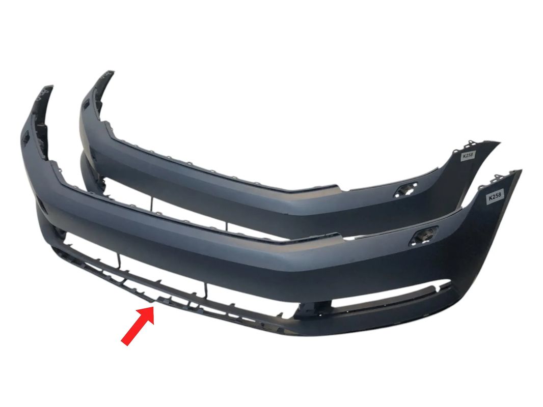 VW PASSAT B8 2014-2018 HIGHLINE POD SPRYSKI Z OTW. NA LISTWY ZDERZAK PRZÓD