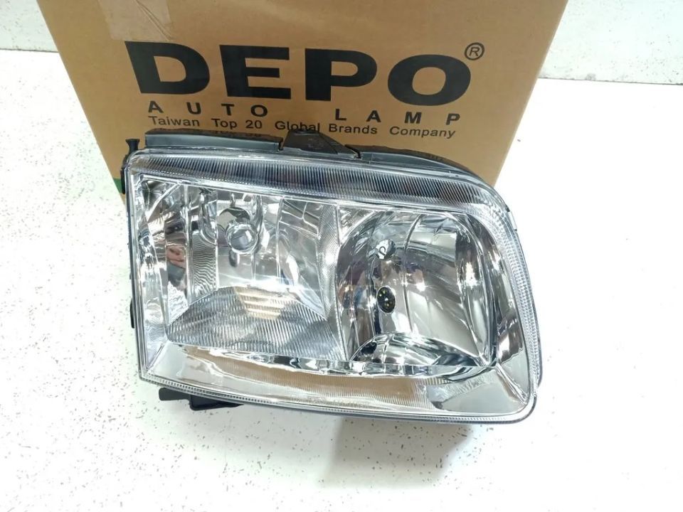 VW Polo III LIFT 99-01 LAMPA REFLEKTOR PRAWY