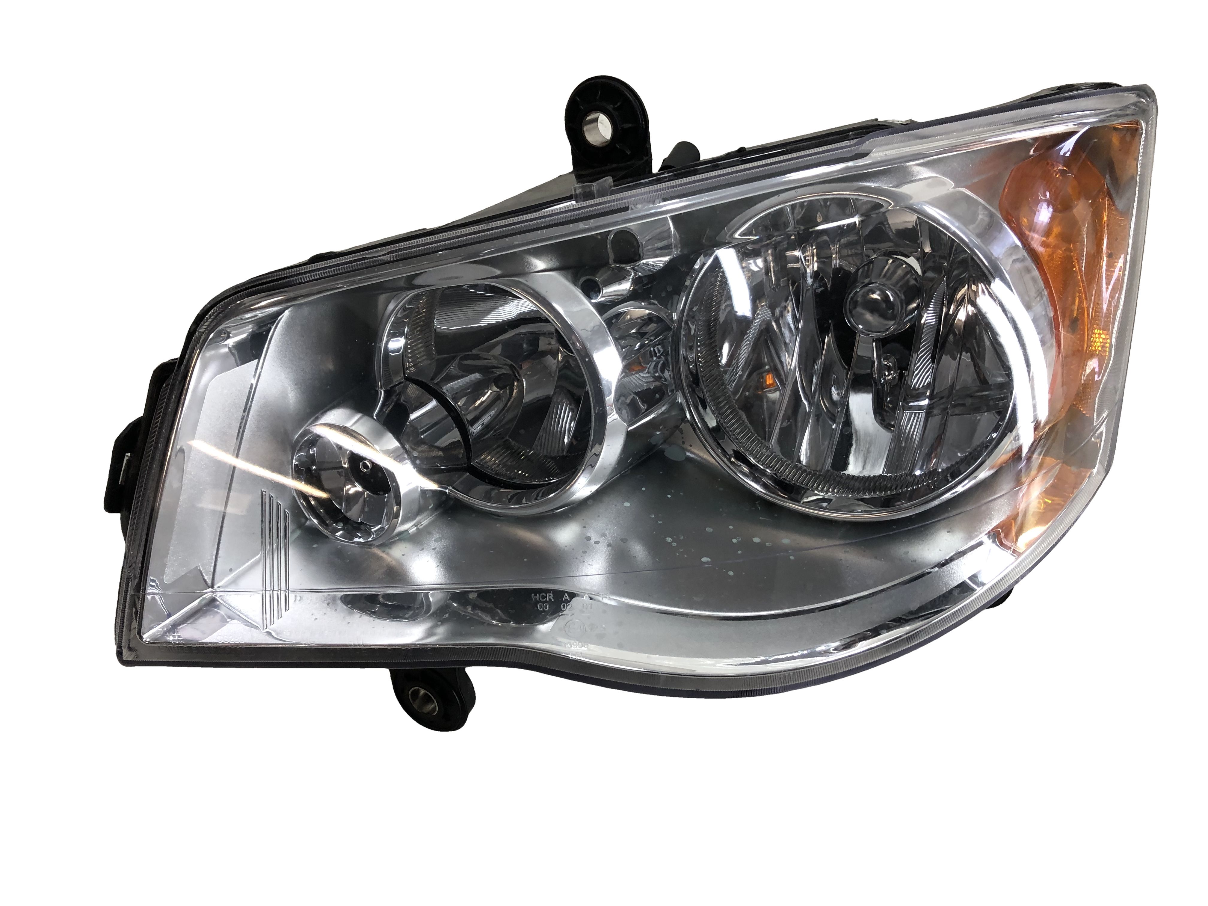 Chrysler Town & Country 01.2008-11.2011 Reflektor / Lampa przednia lewa