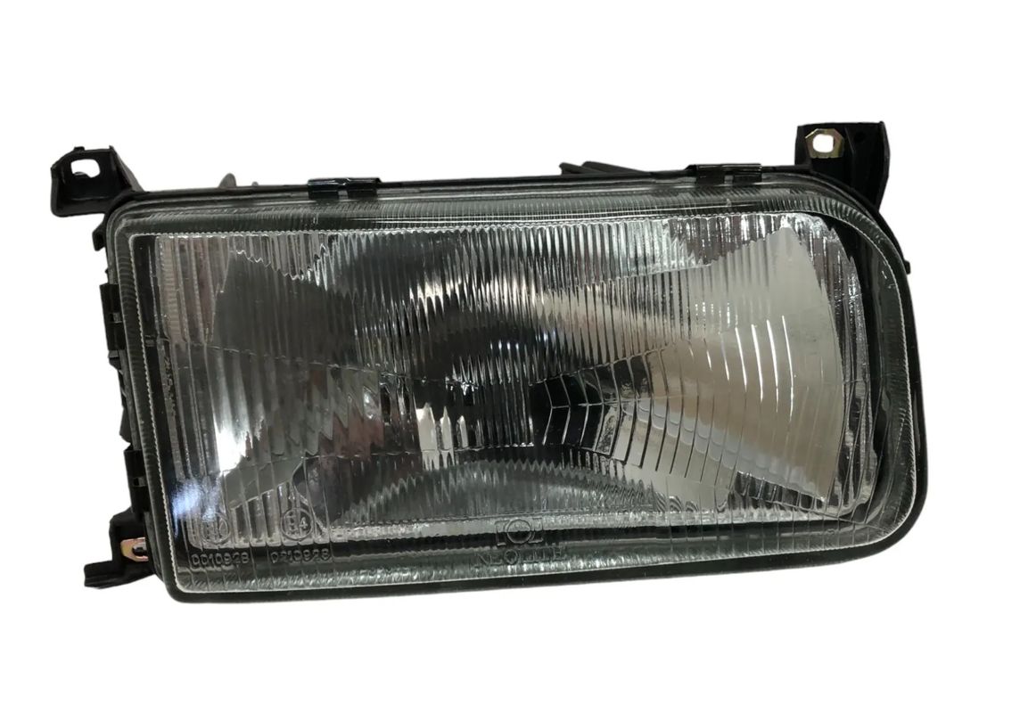 VW PASSAT B3 03.1988-10.1993 REFLEKTOR LAMPA PRZÓD LEWY