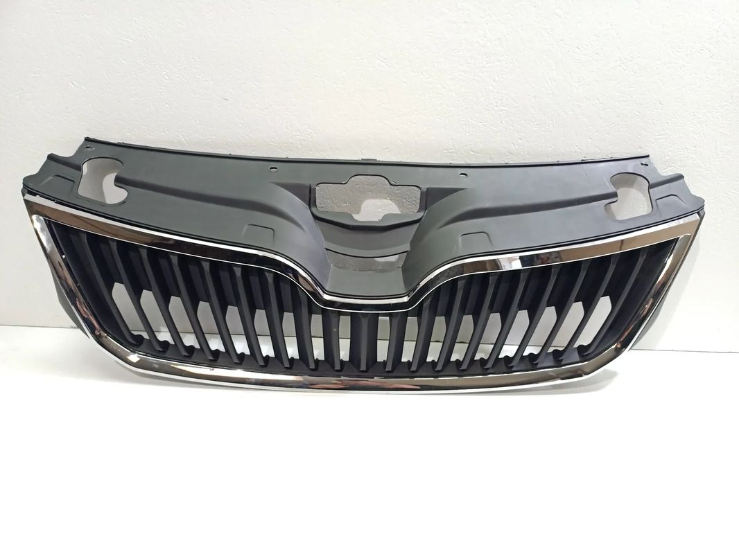 SKODA RAPID 2012-2018 ATRAPA GRILL RAMKA PRZÓD
