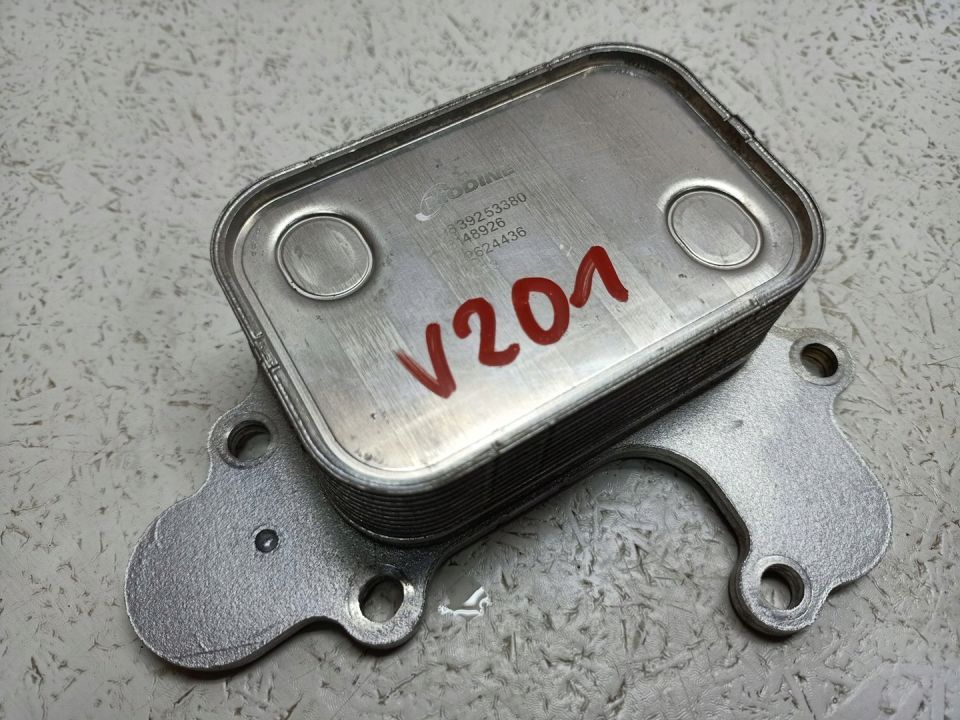 CHŁODNICA OLEJU OLEJU PEUGEOT 2008 II 1.2 THP 20R 9839253380