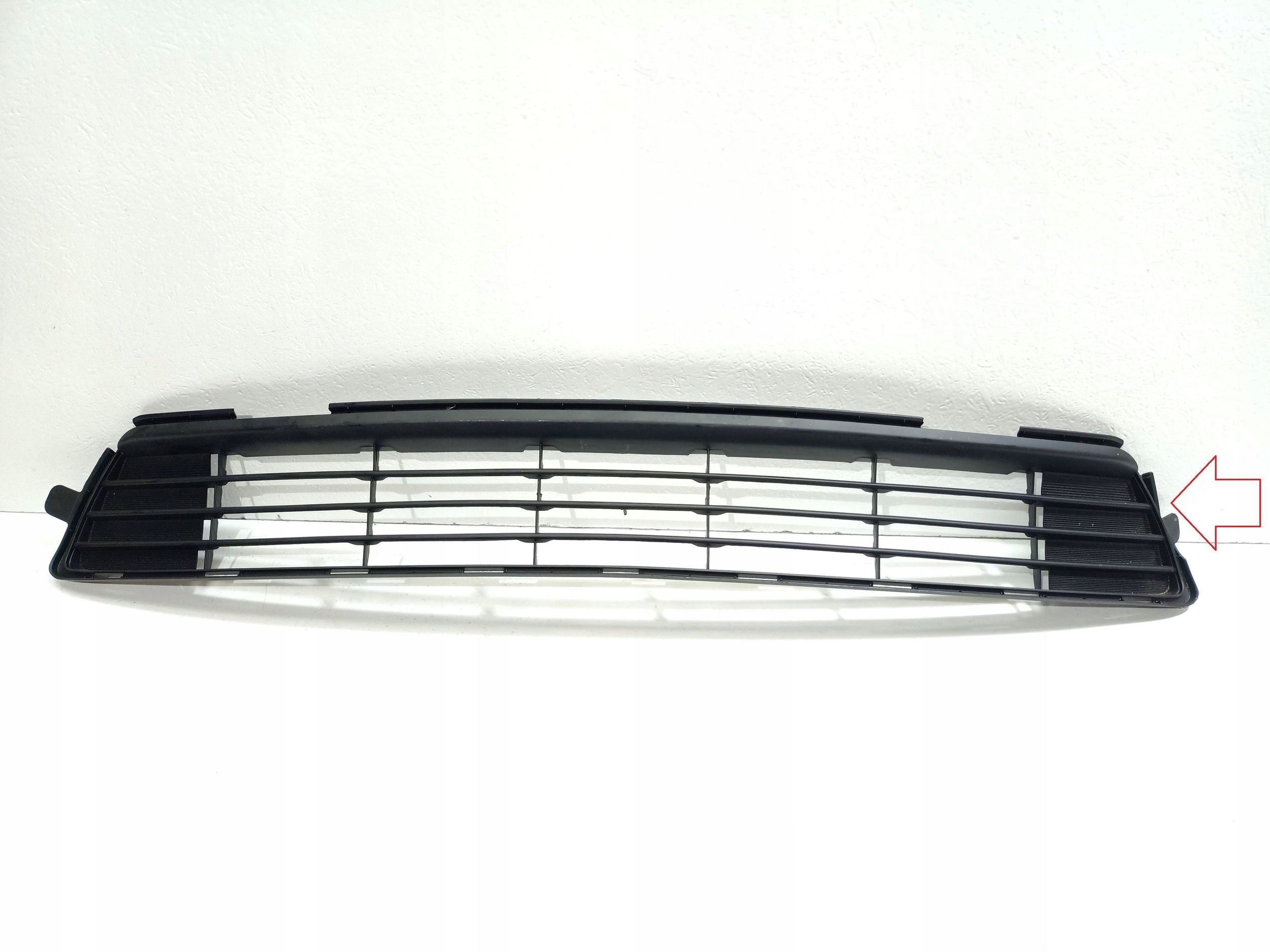 Toyota Corolla E14 2010-2013 Kratka zderzaka przód