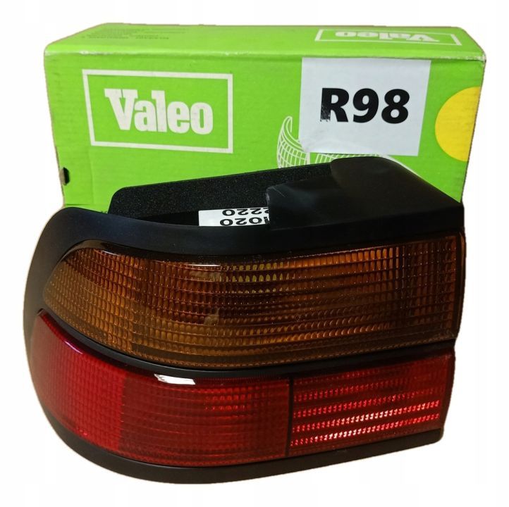 LAMPA TYŁ LEWA ROVER 800 1991- VALEO TYŁ LEWY