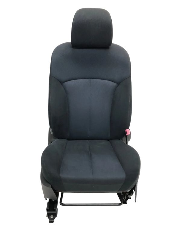 SUBARU OUTBACK 4 IV 09-14 FOTEL PRAWY PRZÓD PRZEDNI PASAŻERA Z AIRBAG PODGRZEWANY EUROPA