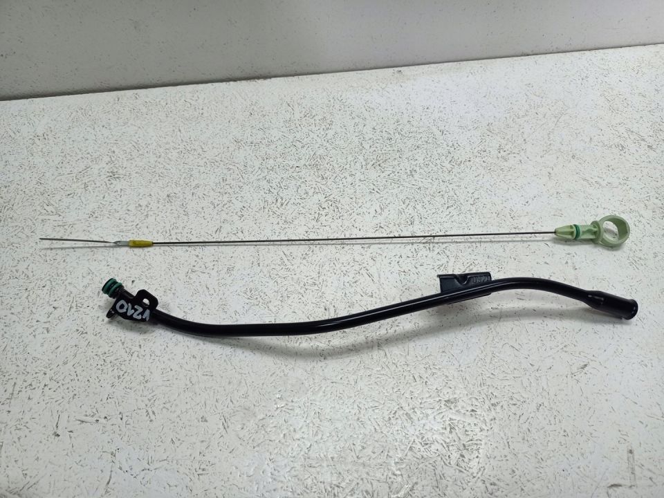 BAGNET MIARKA OLEJU PEUGEOT 2008 II 1.2 THP 2020R 9815748380