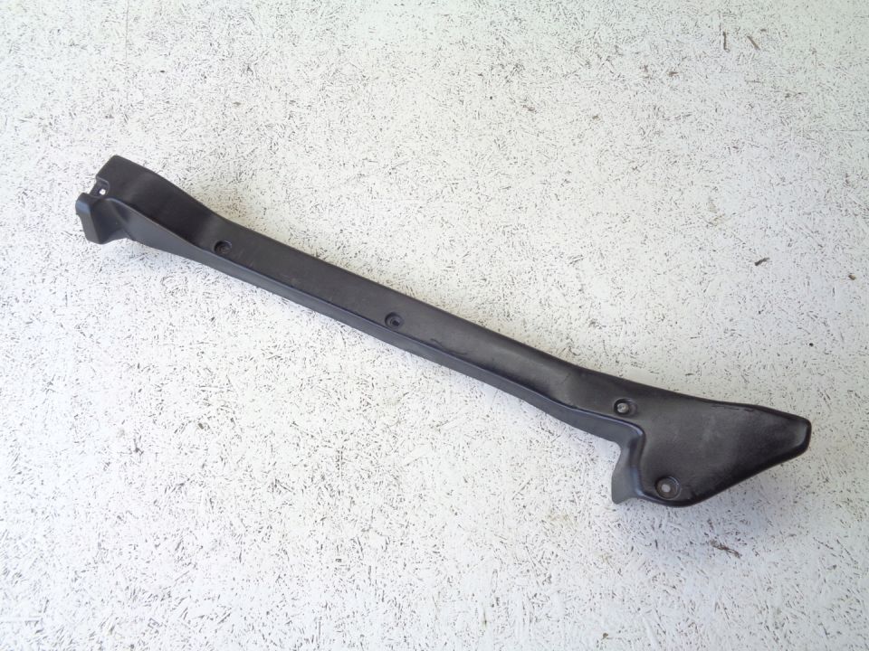 OSŁONA PLASTIK PRAWY TYŁ TOYOTA LAND CRUISER LJ 73