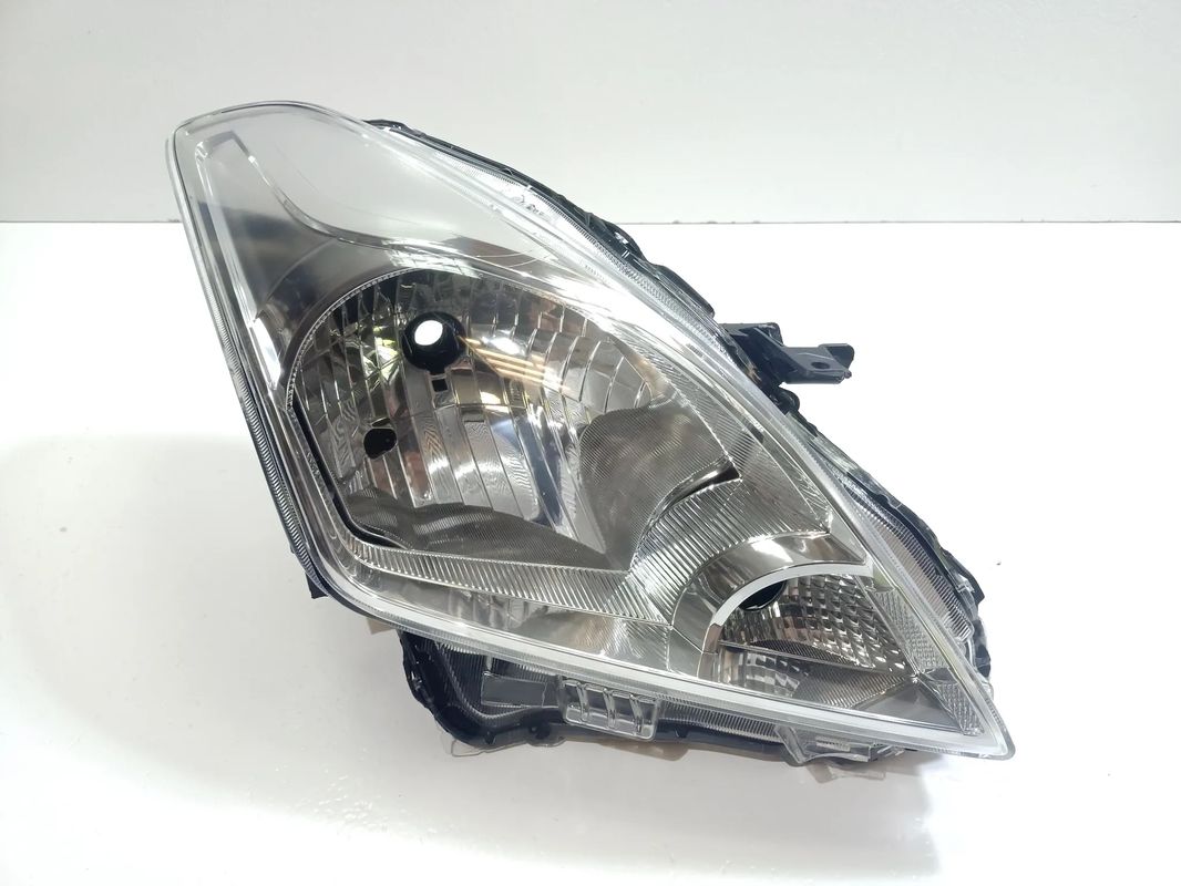 SUZUKI BALENO 2 II 2016-2021 REFLEKTOR PRAWY LAMPA PRZÓD 100-18515